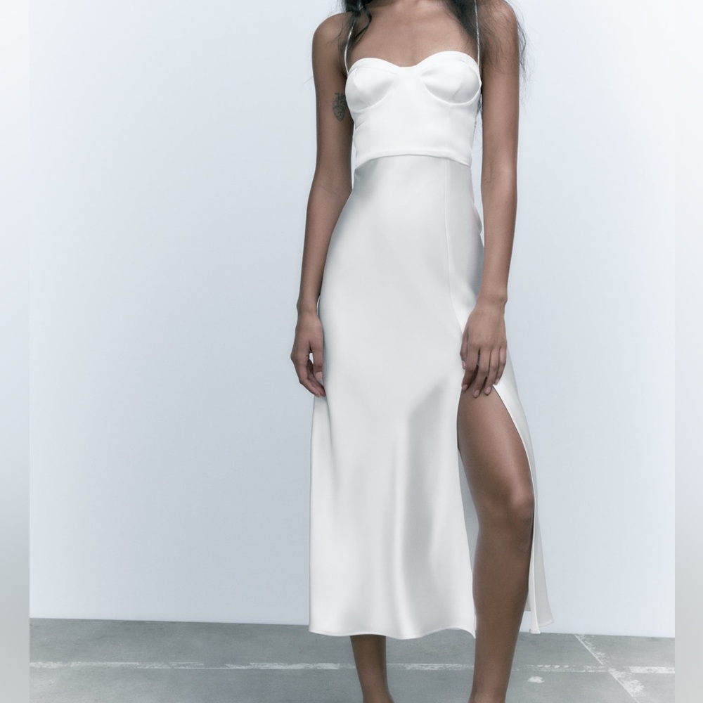 Zara Sweetheart Neckline Midi Dress with Adjustable Straps